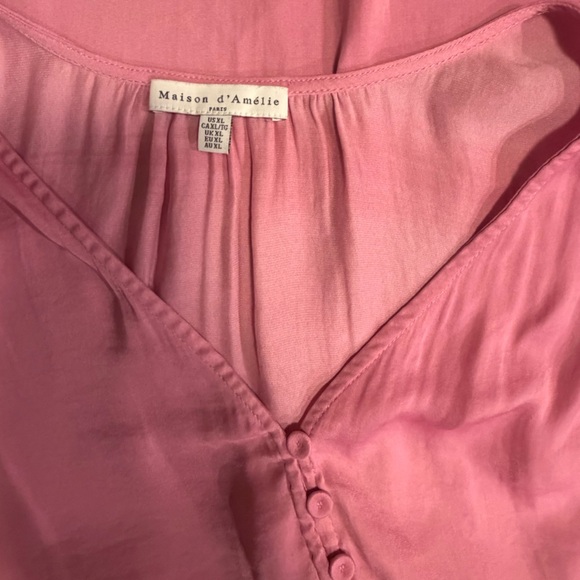 Chic Pink Ruffle Sleeve Blouse - Picture 3 of 4